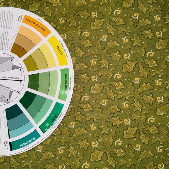 Gingerlily Green Mossy - Renee Nanneman of Need'l Love - Andover Fabrics - 1 Yd - Picture 4 of 6